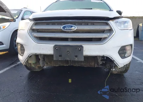 2018 Ford Escape Se from USA, damaged, VIN 1FMCU0GD5JUD08023